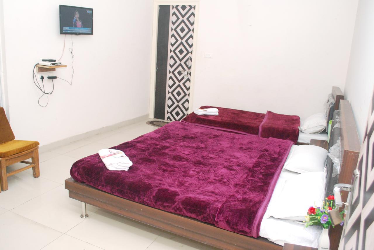 Hotel Harish Palace Agra  Eksteriør bilde