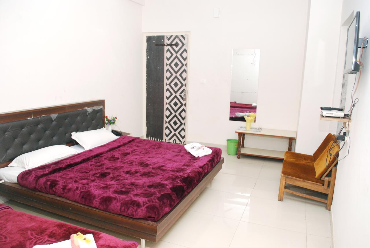 Hotel Harish Palace Agra  Eksteriør bilde